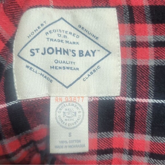 St. Johns Bay Red Flannel Size Small - Picture 3 of 4